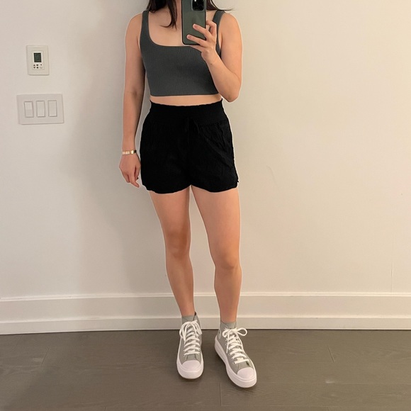 Abercrombie | soft shorts | Black | drapey pull on shorts | XS - Picture 6 of 6